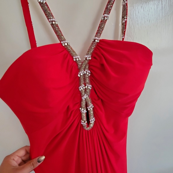 BEAUTIFUL RED EVENING FITTED DRESS 💃 - Picture 3 of 7